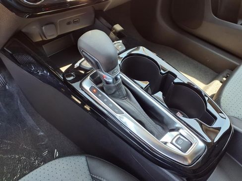 New 2025 Chevrolet Trax LT w/ Driver Confidence Package image 12