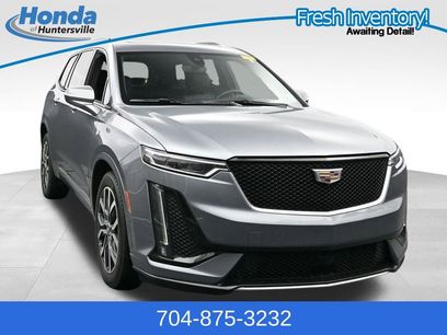 Used 2022 Cadillac XT6 Sport w/ Technology Package