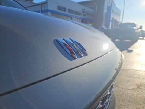 New 2026 Buick Envision Avenir image 17