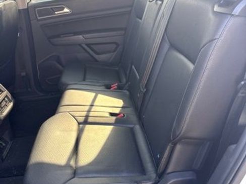 Used 2019 Volkswagen Atlas SE w/ Panoramic Sunroof Package AWD/4WD image 12