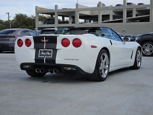 Used 2010 Chevrolet Corvette Convertible w/ Preferred Equipment Group image 9