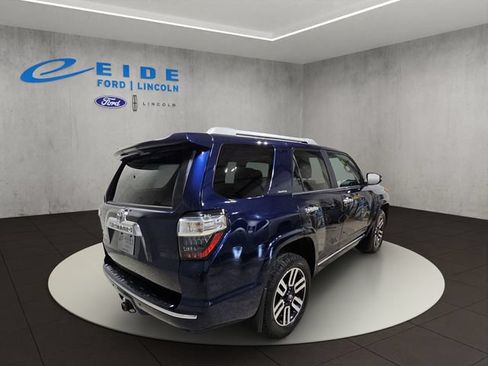 Used 2015 Toyota 4Runner Limited AWD/4WD image 10