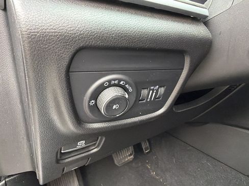 Used 2025 Jeep Grand Cherokee L Limited w/ Luxury Tech Group II AWD/4WD image 28