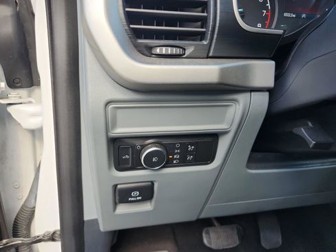 Certified 2021 Ford F150 XLT image 12