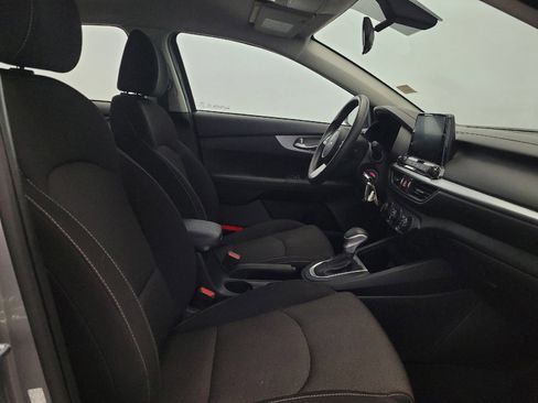 Used 2023 Kia Forte LXS w/ LXS Technology Package FWD image 21