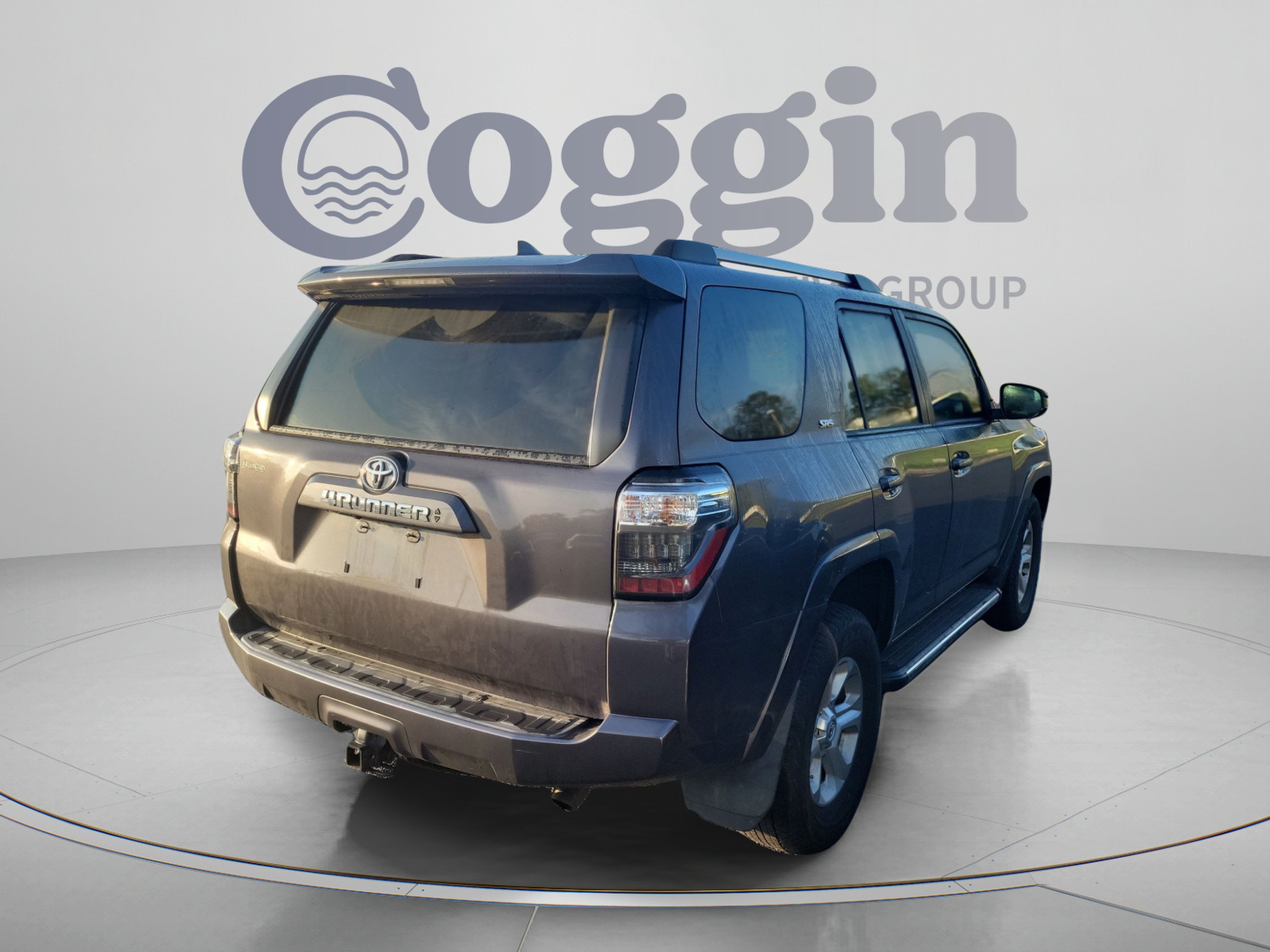 Used 2022 Toyota 4Runner SR5 RWD image 5