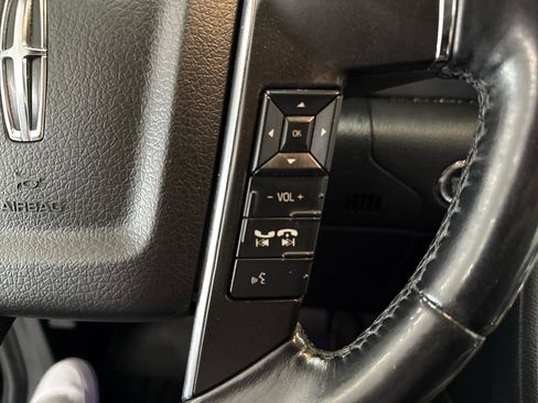 Used 2015 Lincoln Navigator 4WD image 15