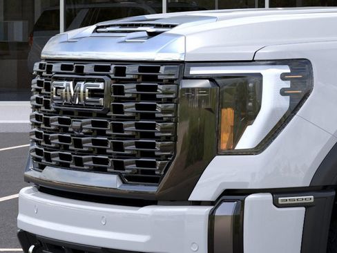 New 2026 GMC Sierra 3500 Denali Ultimate AWD/4WD image 35