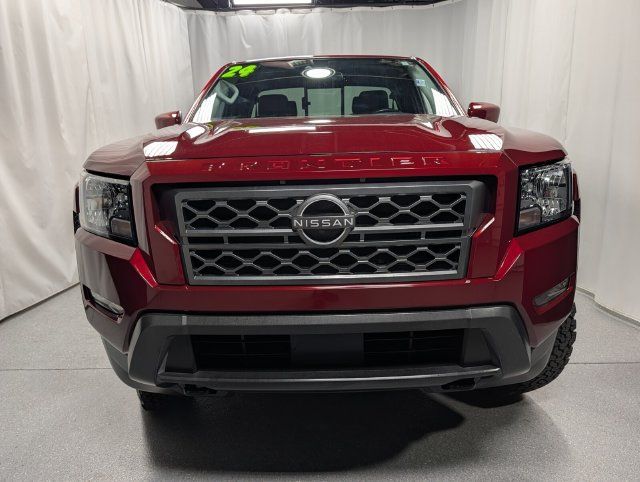 Used 2024 Nissan Frontier SV w/ SV Convenience Package AWD/4WD image 7