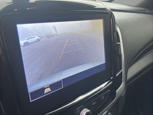 Certified 2023 Chevrolet Traverse LT image 24