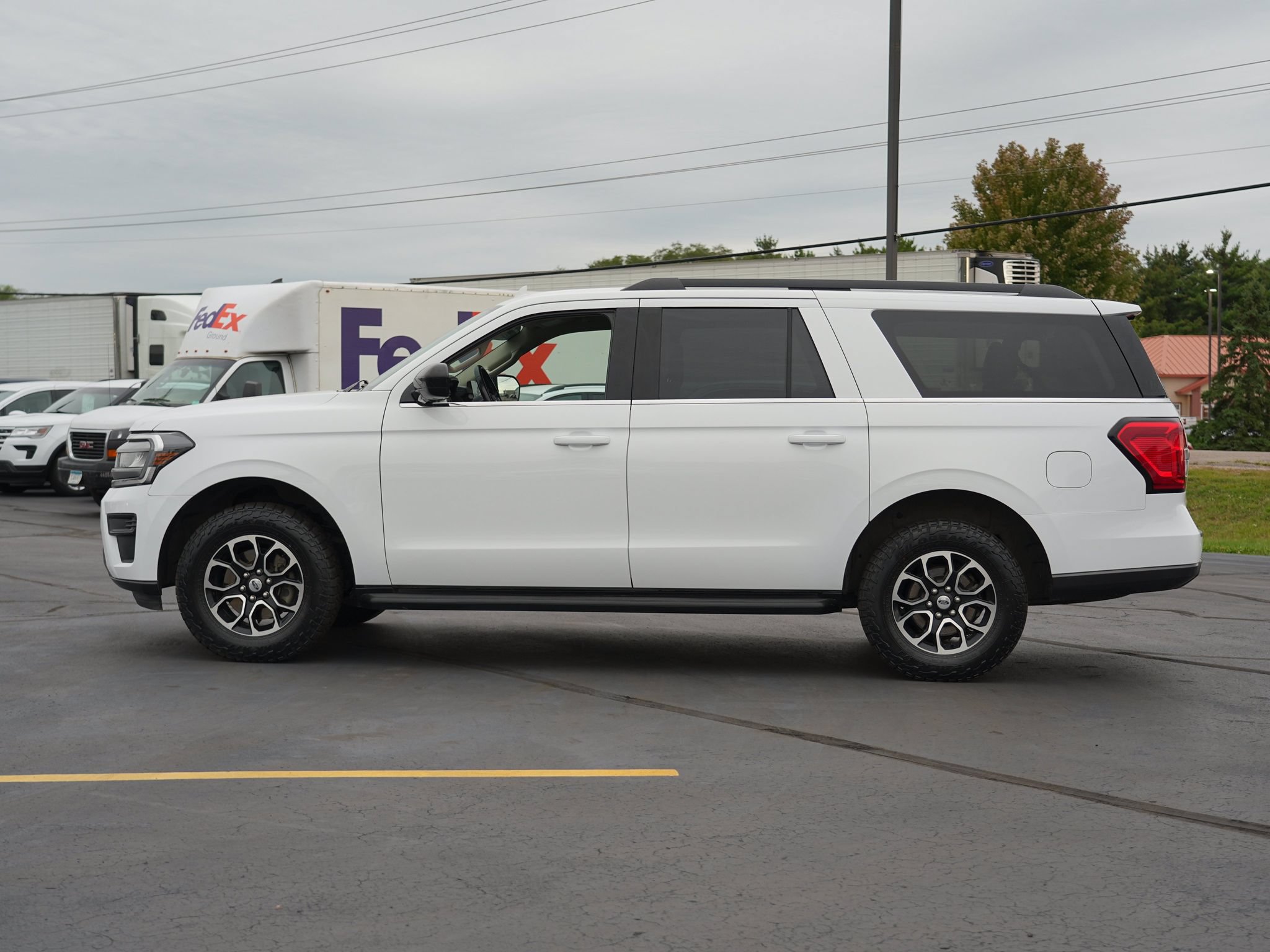 Used 2022 Ford Expedition Max XL AWD/4WD image 7