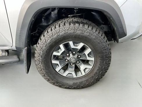 Used 2023 Toyota Tacoma TRD Off-Road AWD/4WD image 36
