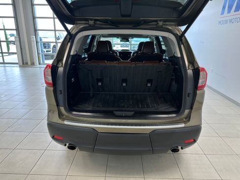 Used 2024 Subaru Ascent Touring AWD/4WD image 7