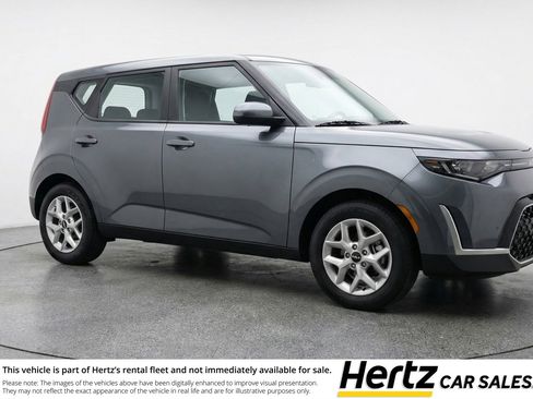 Used 2025 Kia Soul LX w/ LX Technology Package image 1