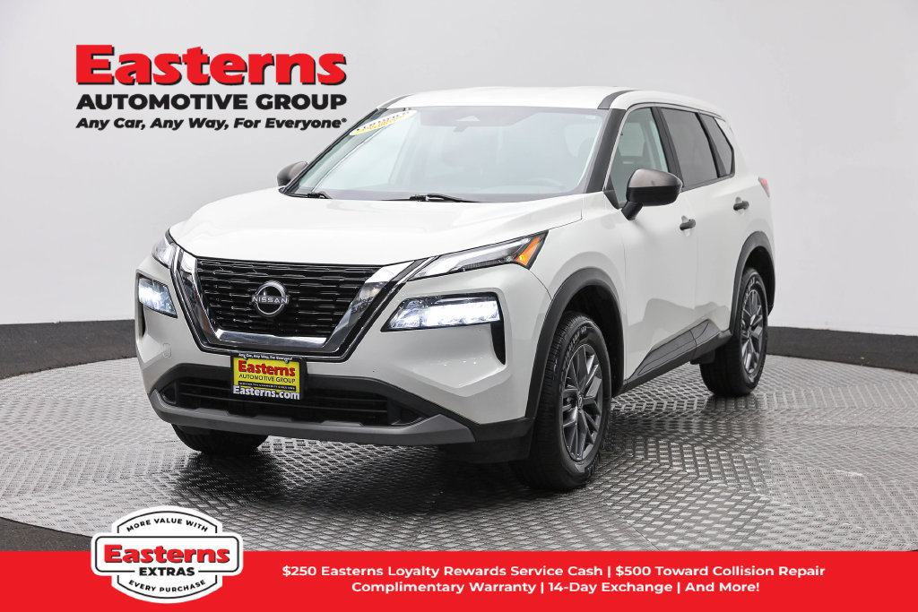 Used 2023 Nissan Rogue S AWD/4WD image 1