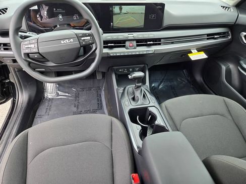 New 2026 Kia K4 FWD image 19