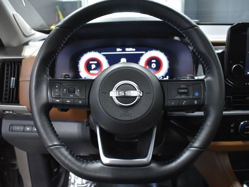 Certified 2023 Nissan Pathfinder Platinum AWD/4WD image 29
