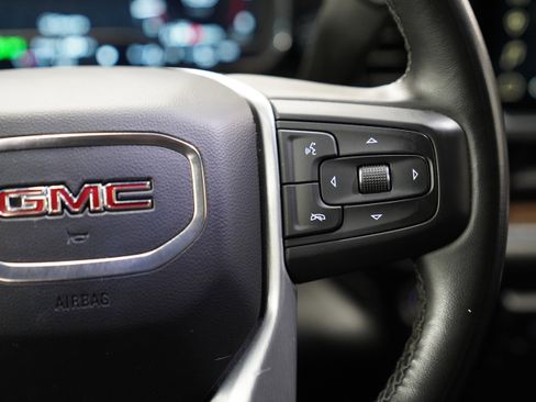 Used 2024 GMC Sierra 2500 SLE image 20