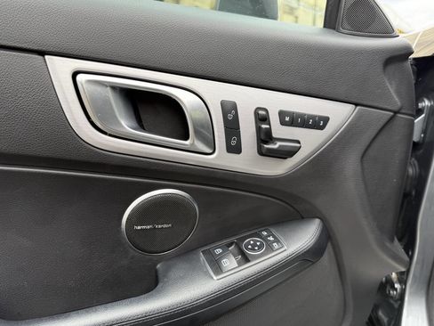 Used 2016 Mercedes-Benz SLK 350 image 28