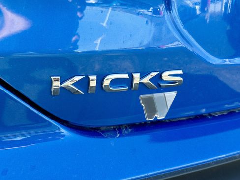New 2025 Nissan Kicks Play S image 13