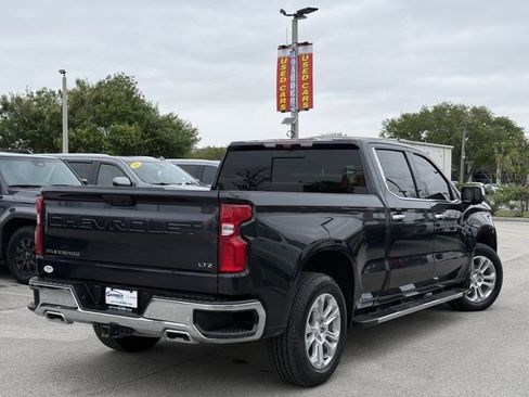 Used 2022 Chevrolet Silverado 1500 LTZ w/ Technology Package image 3