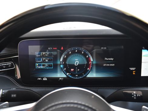 Used 2020 Mercedes-Benz S 560 4MATIC Coupe w/ AMG Line Exterior image 30