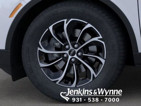 New 2026 Lincoln Nautilus Premier image 19