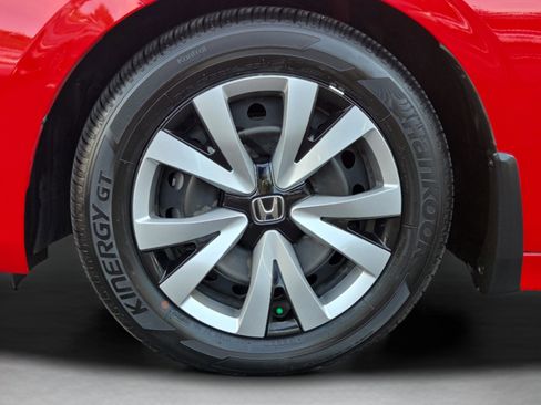Used 2022 Honda Civic LX image 40