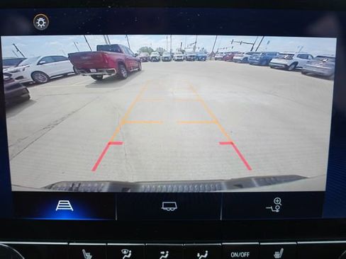 Used 2023 Chevrolet Colorado LT w/ LT Convenience Package II AWD/4WD image 22