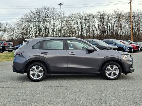 Used 2023 Honda HR-V LX image 7