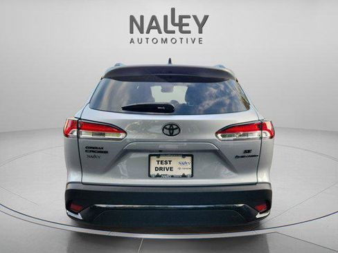 Certified 2025 Toyota Corolla Cross AWD Hybrid w/ Moonroof Package image 4