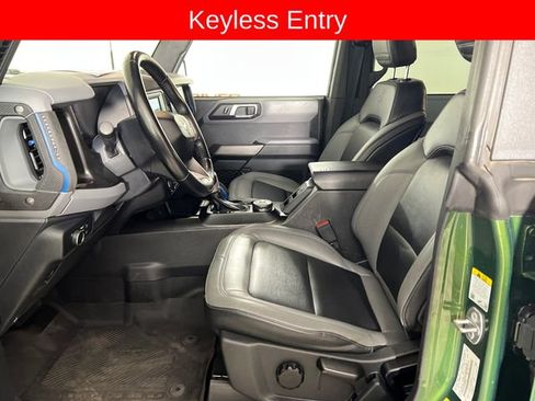 Used 2022 Ford Bronco Black Diamond image 10