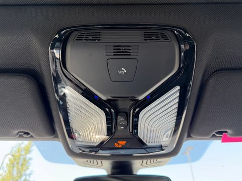 Used 2019 BMW 530e RWD image 30