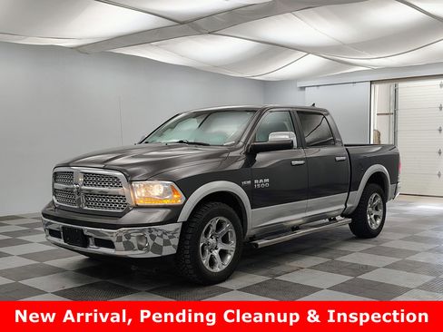 Used 2017 RAM 1500 Laramie w/ Convenience Group AWD/4WD image 1