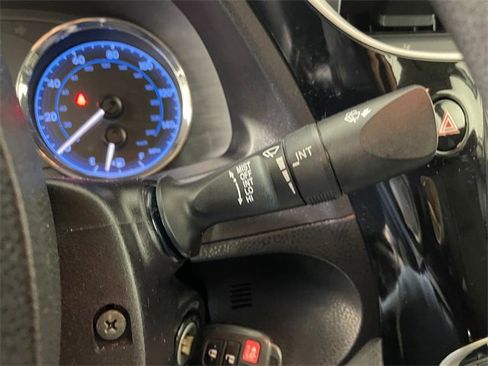 Used 2017 Toyota Corolla L image 14