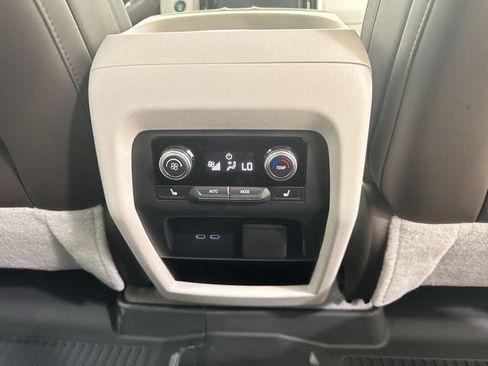 New 2026 GMC Acadia Denali w/ Super Cruise Package AWD/4WD image 22