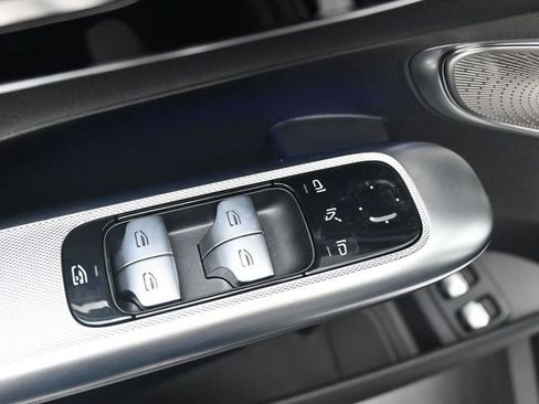 Certified 2025 Mercedes-Benz GLC 350e 4MATIC image 13
