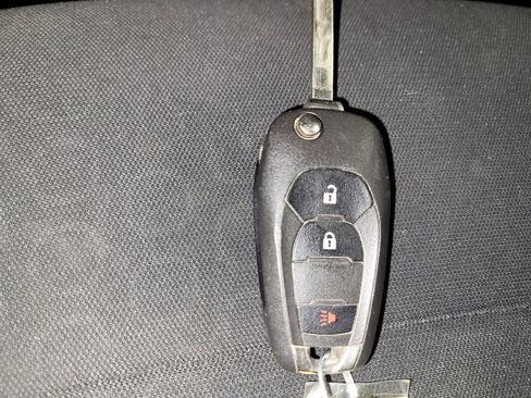 Used 2019 Chevrolet Trax LS w/ Tint and Cruise Package image 32