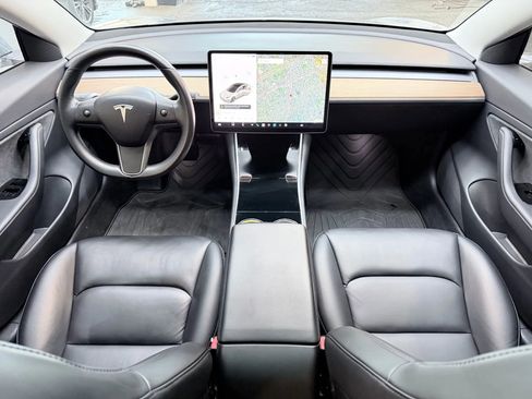 Used 2018 Tesla Model 3 Long Range image 15