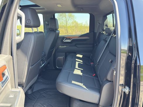 Used 2023 GMC Sierra 1500 Denali w/ Technology Package AWD/4WD image 38