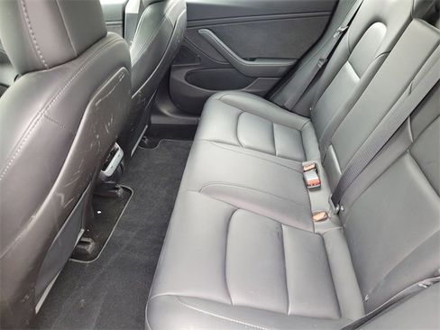 Used 2018 Tesla Model 3 Long Range image 6