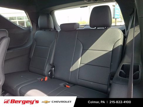New 2026 Chevrolet Traverse High Country w/ LPO, Floor Liner Package AWD/4WD image 8