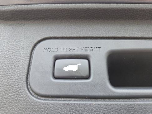 Used 2024 Honda Pilot EX-L image 18