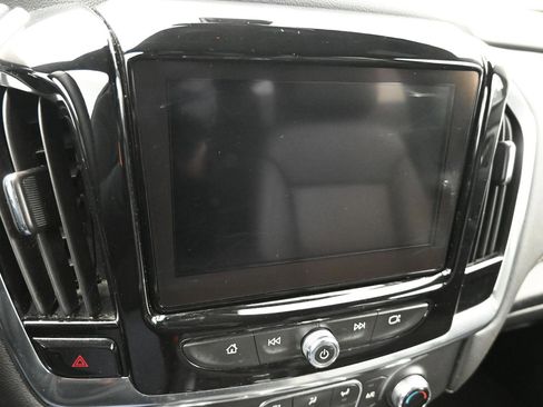 Certified 2023 Chevrolet Traverse LT FWD image 24