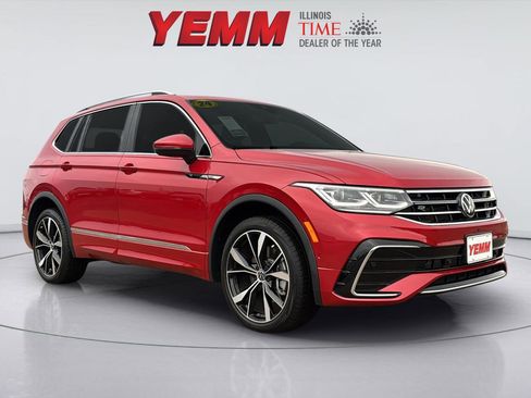 Used 2024 Volkswagen Tiguan SEL R-Line image 1