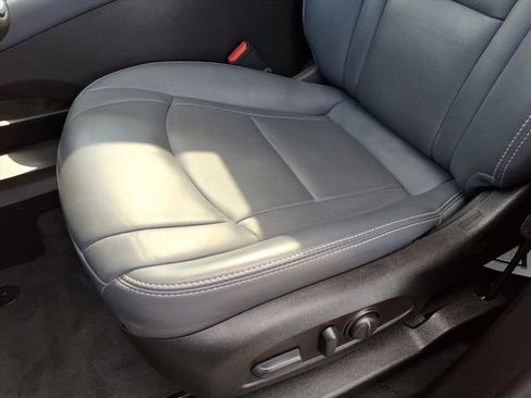 Used 2022 Buick Enclave Essence w/ Experience Buick Package image 20