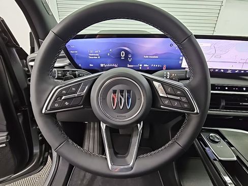 New 2026 Buick Enclave Preferred w/ Power Package image 25