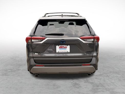 Used 2021 Toyota RAV4 Limited w/ Limited Grade Weather Package AWD/4WD image 6