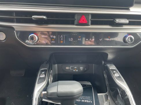 New 2026 Kia Sorento EX AWD/4WD image 11