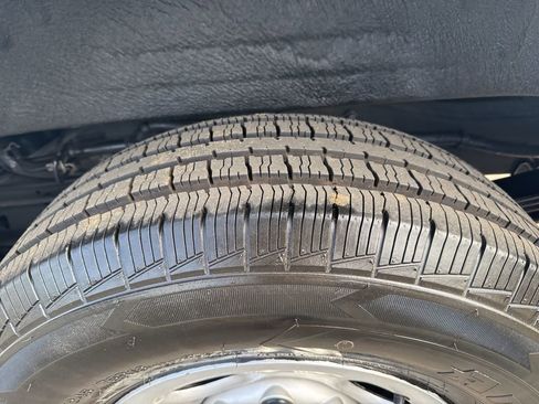 Used 2023 Chevrolet Express 2500 Work Van w/ Driver Convenience Package image 28